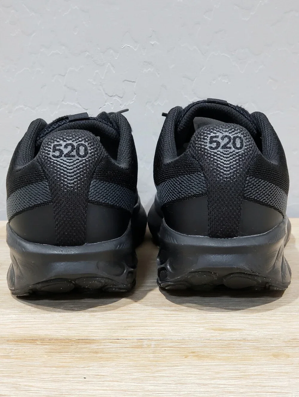 NEW BALANCE Women's Fresh Foam 520 v9 Running Shoes (11D/9.5D Men's) Black